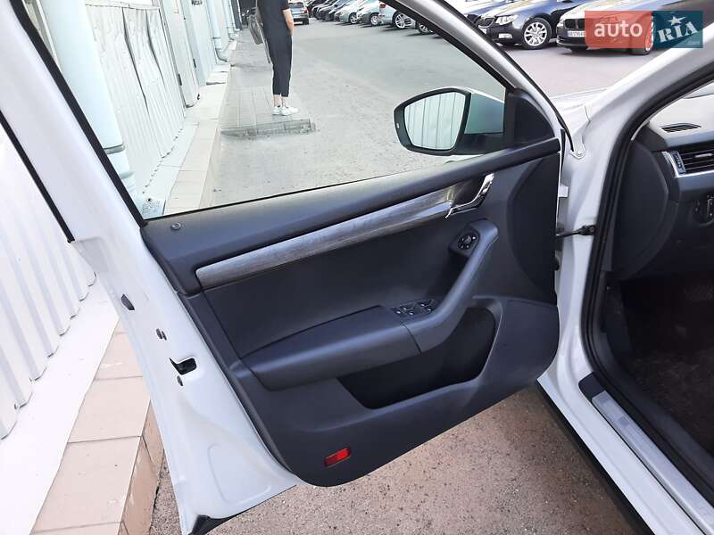 Універсал Skoda Octavia 2014 в Вінниці