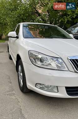 Ліфтбек Skoda Octavia 2012 в 