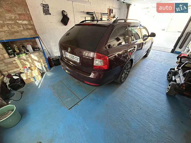 Универсал Skoda Octavia 2011 в Монастырище