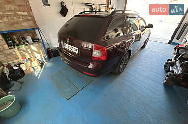 Універсал Skoda Octavia 2011 в 
