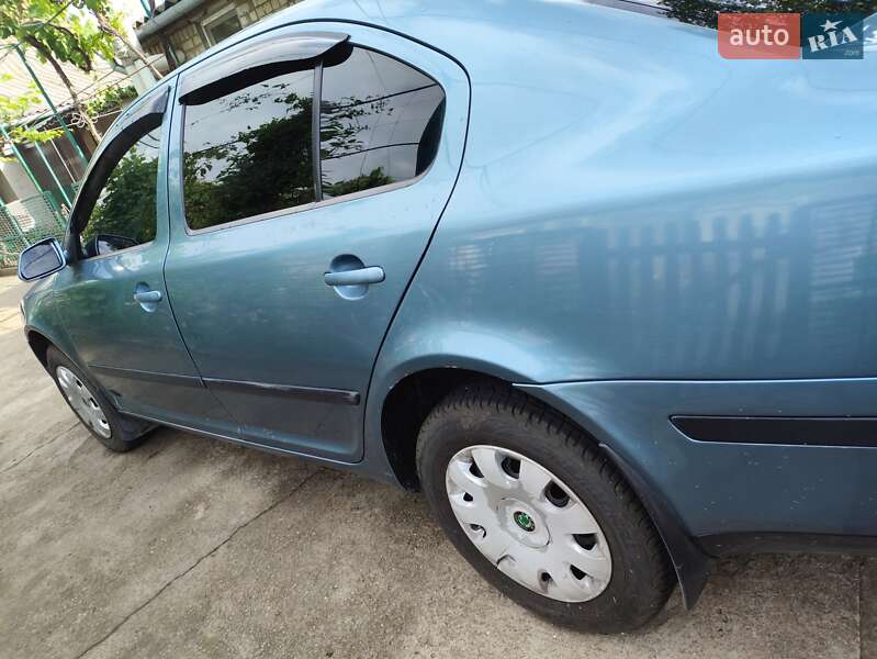 Лифтбек Skoda Octavia 2008 в Одессе