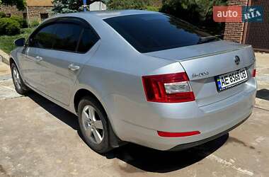 Лифтбек Skoda Octavia 2013 в 