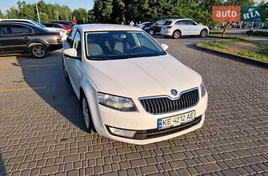 Лифтбек Skoda Octavia 2016 в Каменском