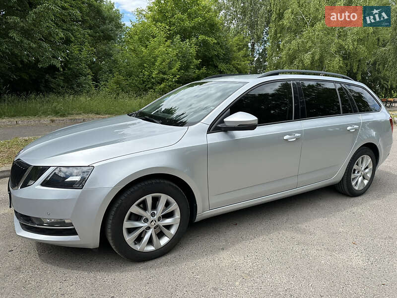 Универсал Skoda Octavia 2018 в Золочеве