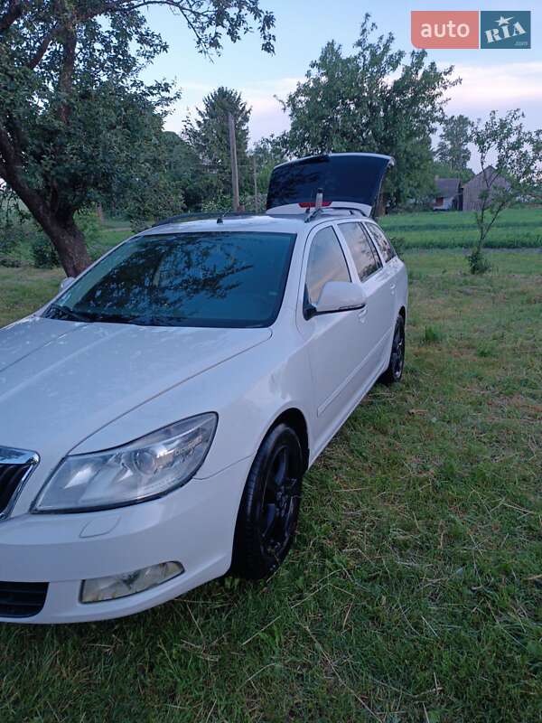 Универсал Skoda Octavia 2012 в Луцке