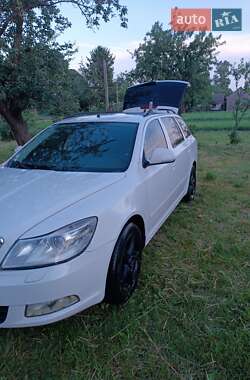 Универсал Skoda Octavia 2012 в 
