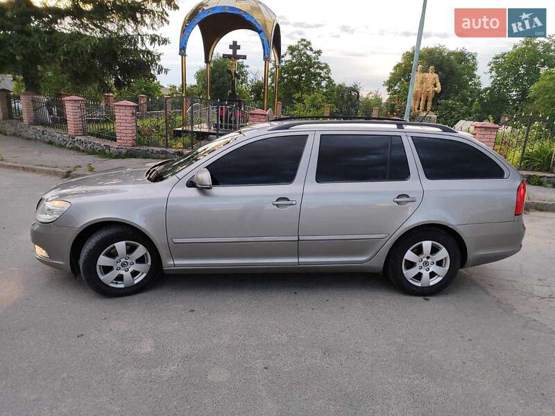 Универсал Skoda Octavia 2009 в Шаргороде