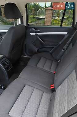 Универсал Skoda Octavia 2009 в 