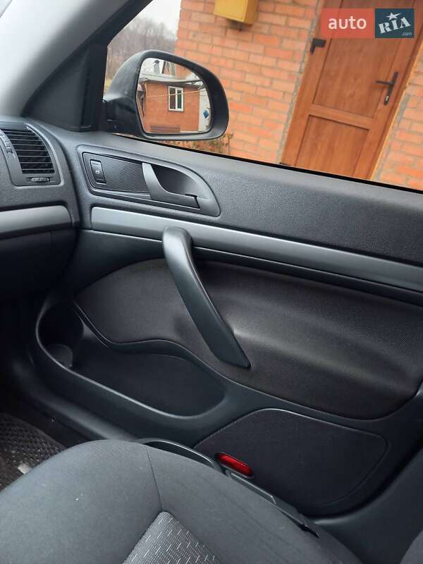 Универсал Skoda Octavia 2012 в Виннице