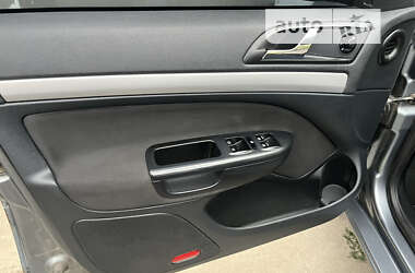 Лифтбек Skoda Octavia 2012 в 