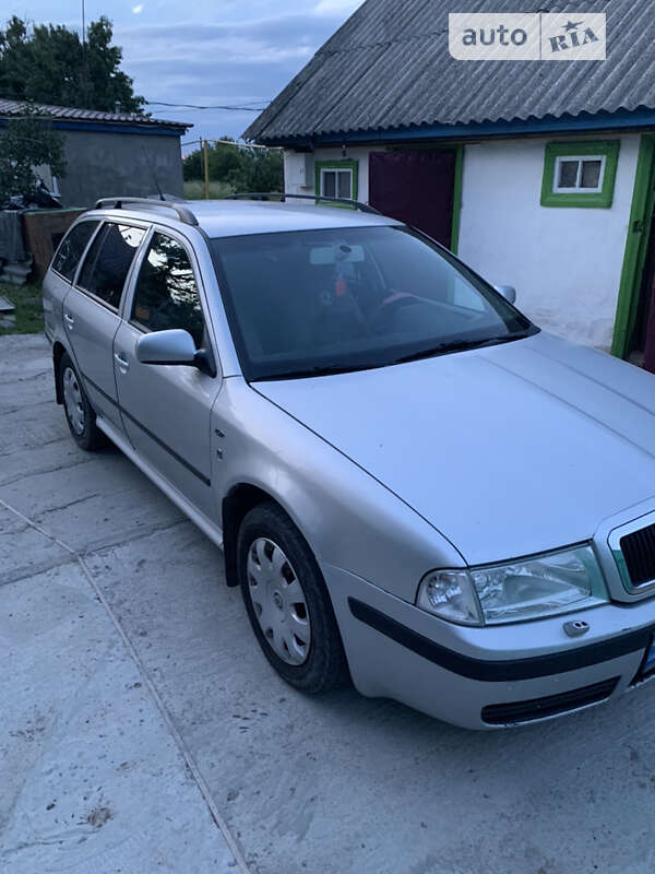 Універсал Skoda Octavia 2002 в Іванкові
