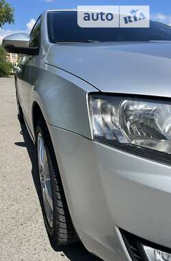 Ліфтбек Skoda Octavia 2015 в Тальному