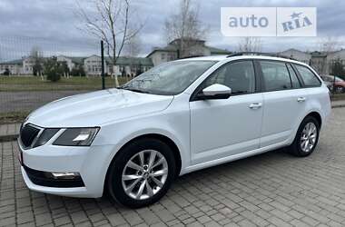 Универсал Skoda Octavia 2019 в Дрогобыче