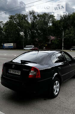 Ліфтбек Skoda Octavia 2009 в Дніпрі