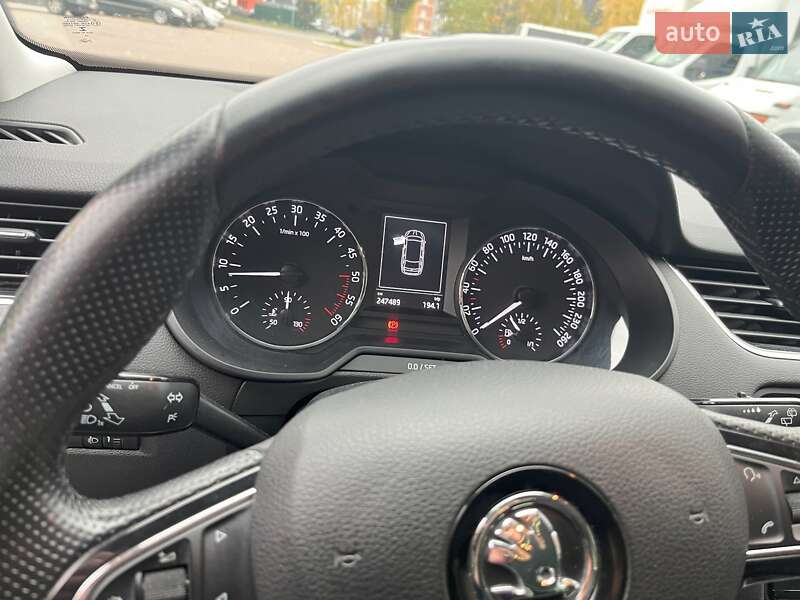 Универсал Skoda Octavia 2015 в Ровно