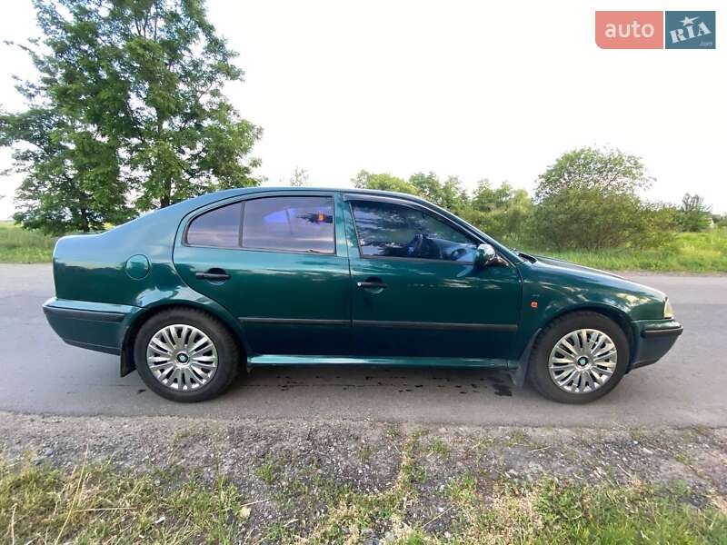 Ліфтбек Skoda Octavia 1999 в Шостці