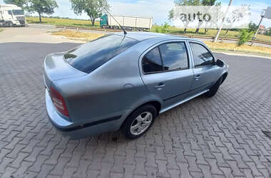 Ліфтбек Skoda Octavia 2003 в Одесі