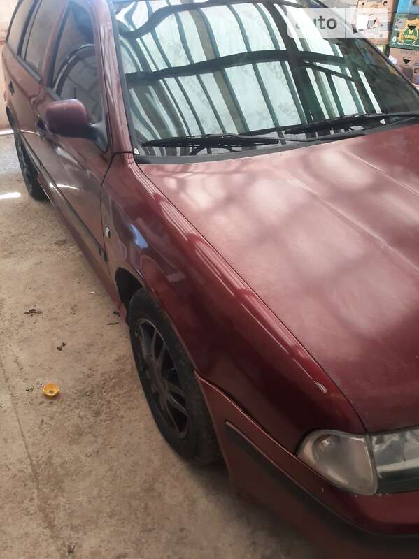 Универсал Skoda Octavia 1999 в Самборе