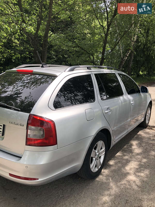 Универсал Skoda Octavia 2011 в Виннице