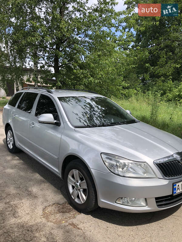 Универсал Skoda Octavia 2011 в Виннице
