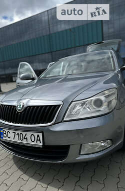 Універсал Skoda Octavia 2012 в 