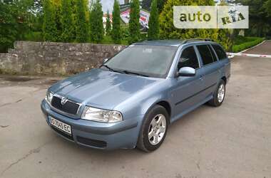 Универсал Skoda Octavia 2010 в Збараже