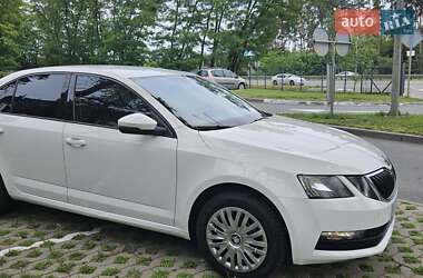 Лифтбек Skoda Octavia 2018 в Киеве