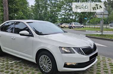 Лифтбек Skoda Octavia 2018 в Киеве