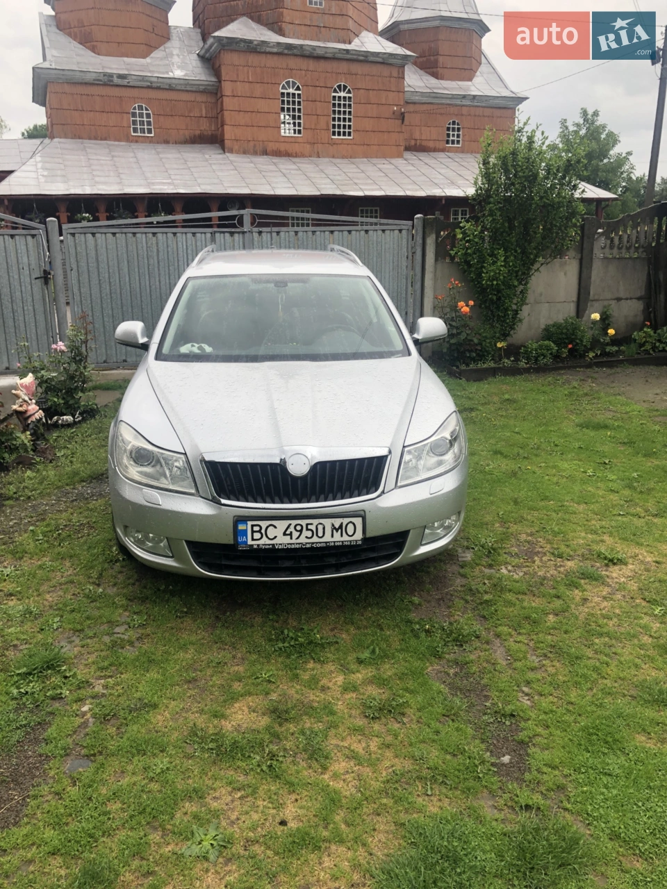 2010 Skoda Octavia - мініатюра 15