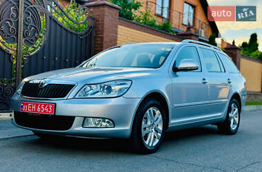 Универсал Skoda Octavia 2010 в 