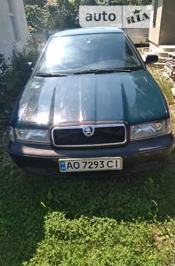 Лифтбек Skoda Octavia 1998 в Иршаве