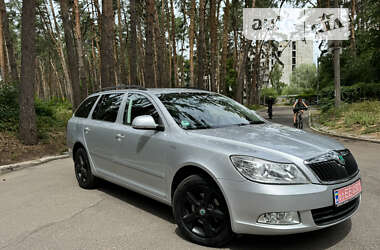 Универсал Skoda Octavia 2011 в Черкассах