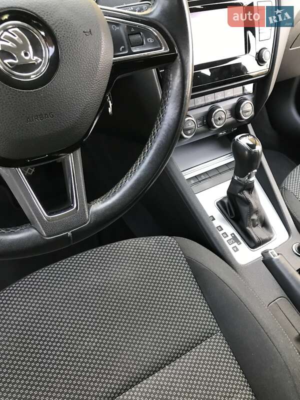 Лифтбек Skoda Octavia 2013 в Хусте