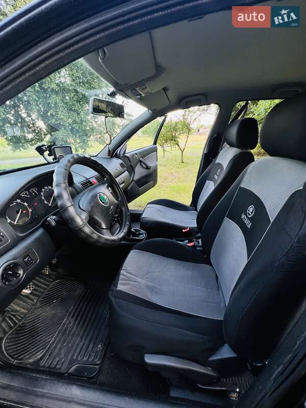 Лифтбек Skoda Octavia 2008 в Ровно