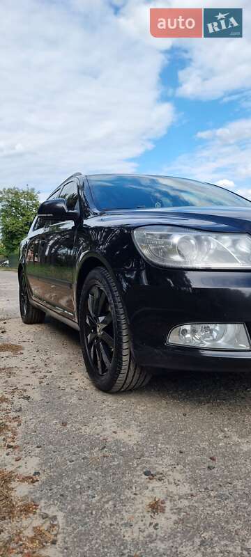 Універсал Skoda Octavia 2012 в Сумах