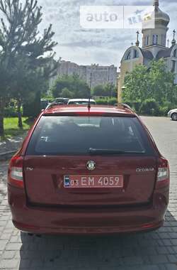 Універсал Skoda Octavia 2009 в Луцьку