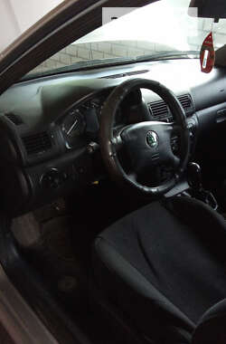 Лифтбек Skoda Octavia 2002 в Переяславе