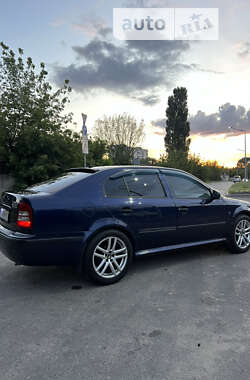 Ліфтбек Skoda Octavia 2000 в Києві