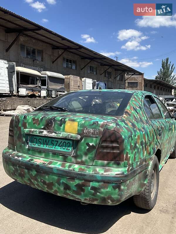 Лифтбек Skoda Octavia 2001 в Кривом Роге