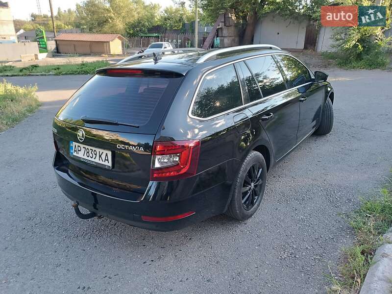 Універсал Skoda Octavia 2019 в Запоріжжі
