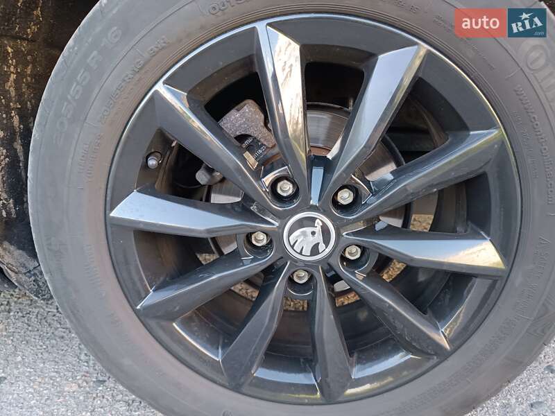 Універсал Skoda Octavia 2019 в Запоріжжі