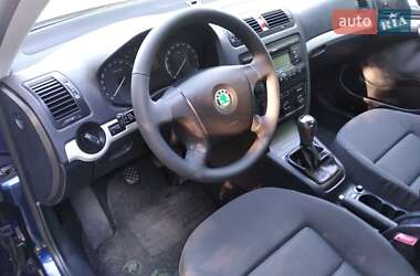 Лифтбек Skoda Octavia 2005 в 