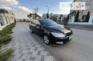 Универсал Skoda Octavia 2012 в Виннице