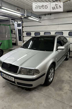 Ліфтбек Skoda Octavia 2006 в Дніпрі