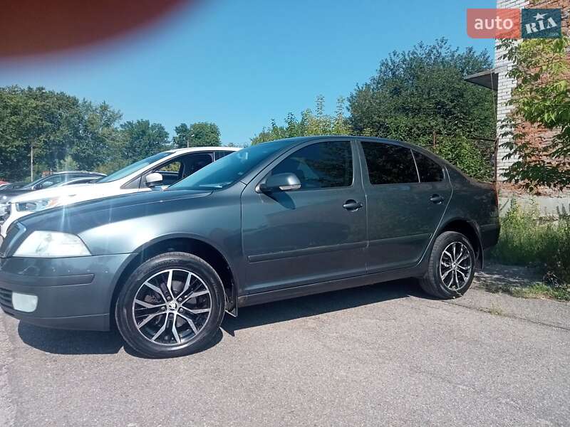 Лифтбек Skoda Octavia 2008 в Чернигове