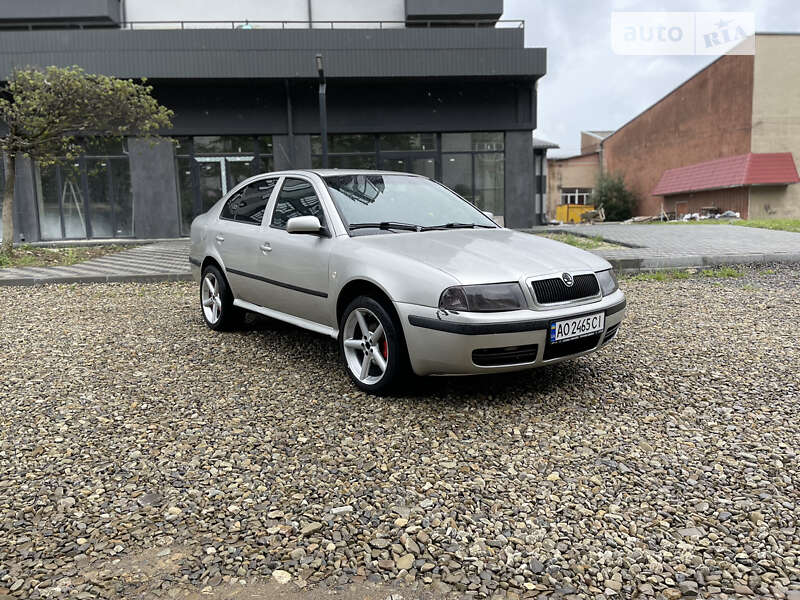 Ліфтбек Skoda Octavia 2006 в Долині