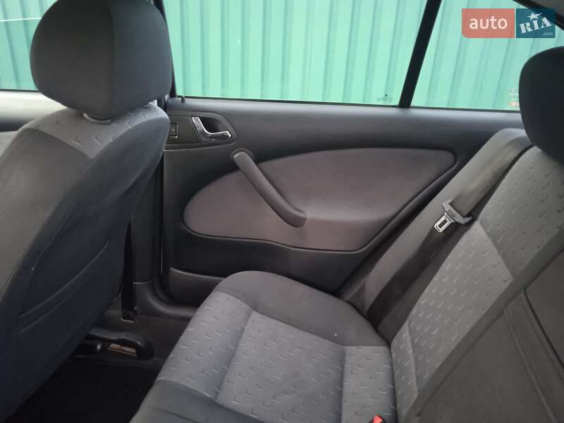 Ліфтбек Skoda Octavia 2004 в Ніжині