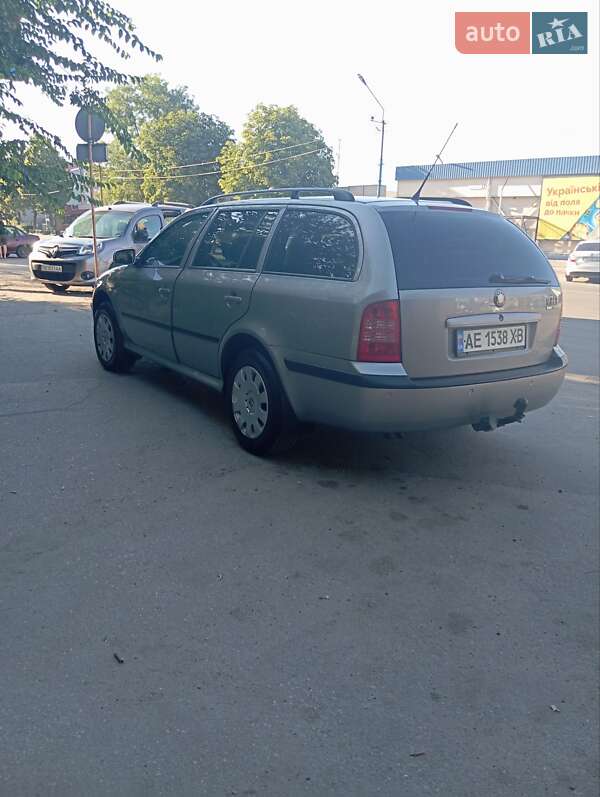 Универсал Skoda Octavia 2009 в Новомосковске