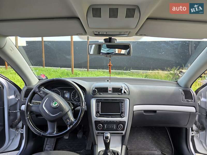 Универсал Skoda Octavia 2012 в Львове фото 10 Универсал Skoda Octavia 2012 в Львове