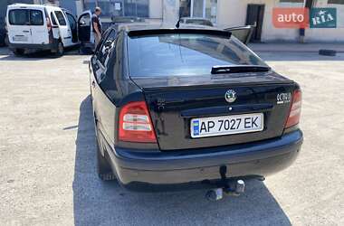 Лифтбек Skoda Octavia 2005 в 